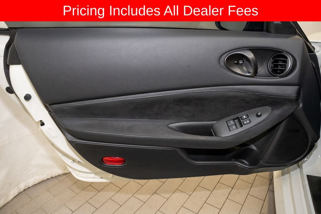 Used 2025 Nissan Z Performance w/ Floor Mat Package RWD image 13