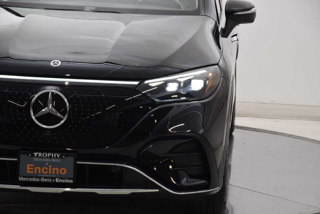 Certified 2023 Mercedes-Benz EQE 500 4MATIC SUV image 10