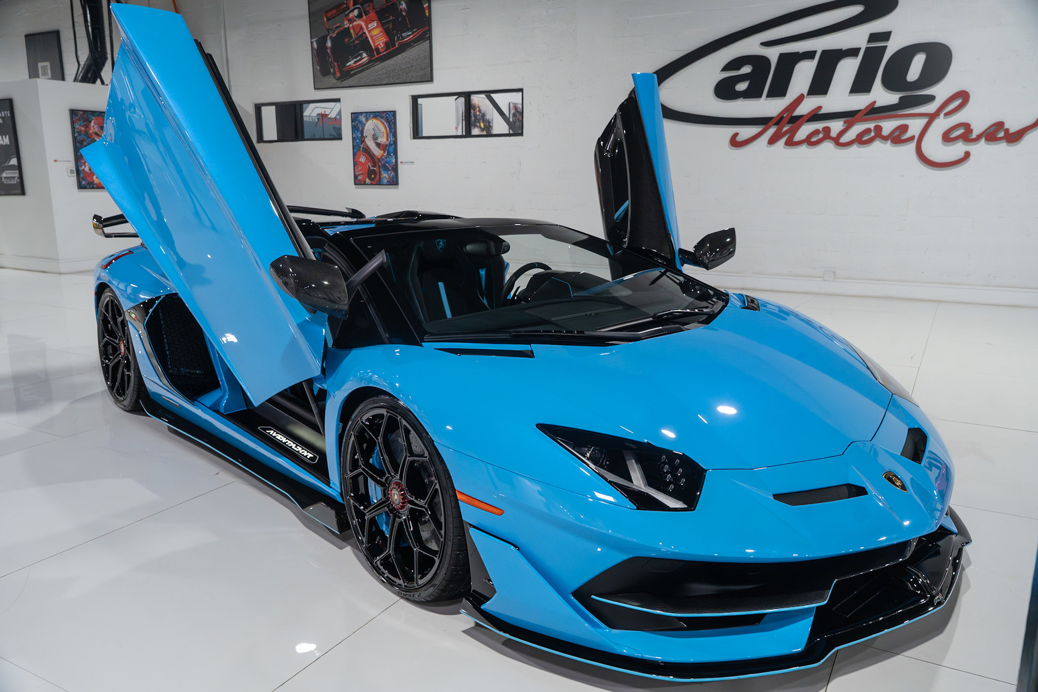 Used 2021 Lamborghini Aventador SVJ image 9