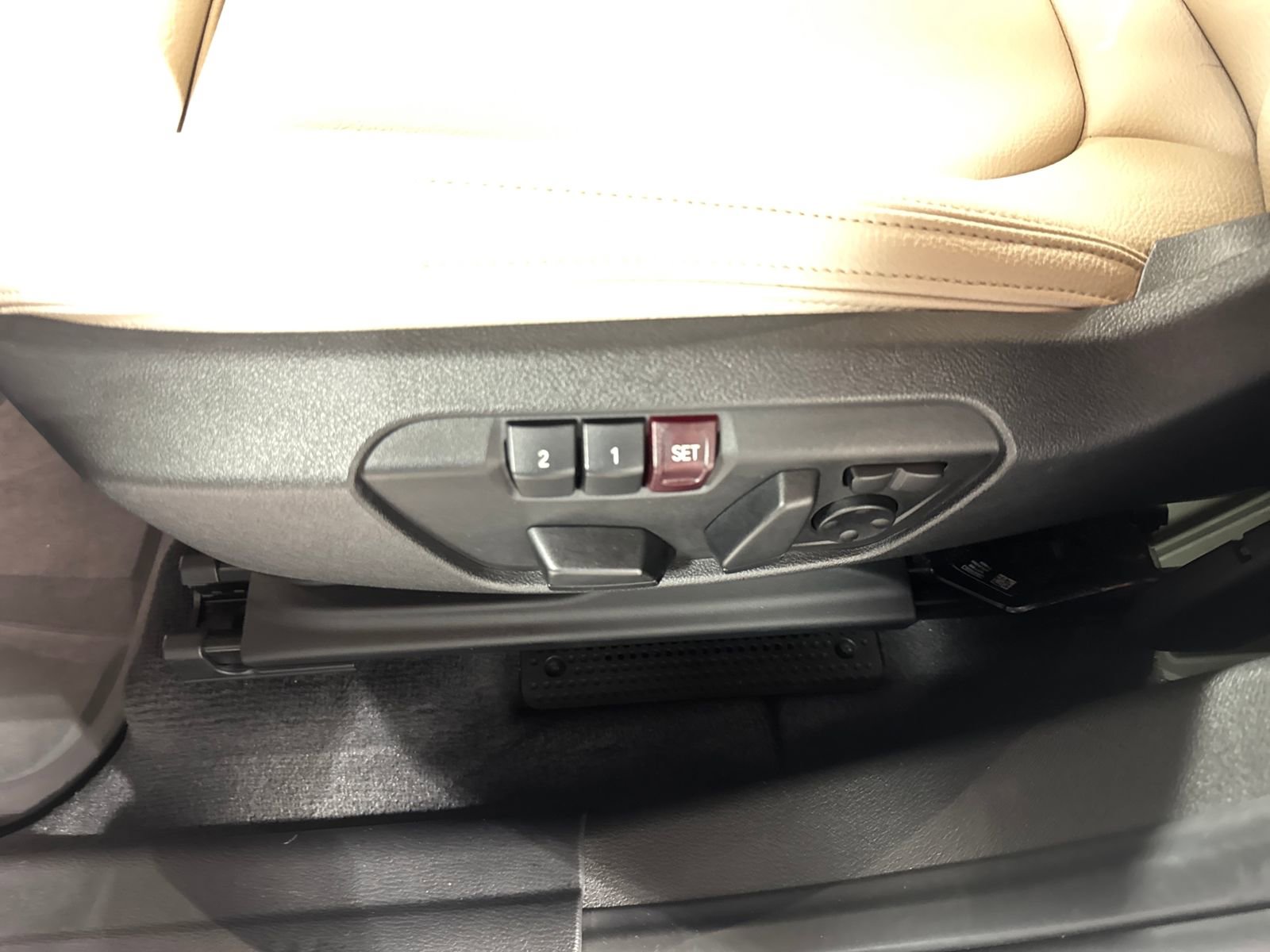 Used 2018 BMW X1 xDrive28i w/ Convenience Package image 26