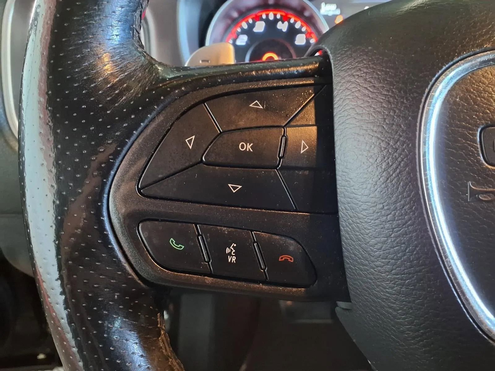 Used 2019 Dodge Charger SXT w/ Cold Weather Package AWD/4WD image 23