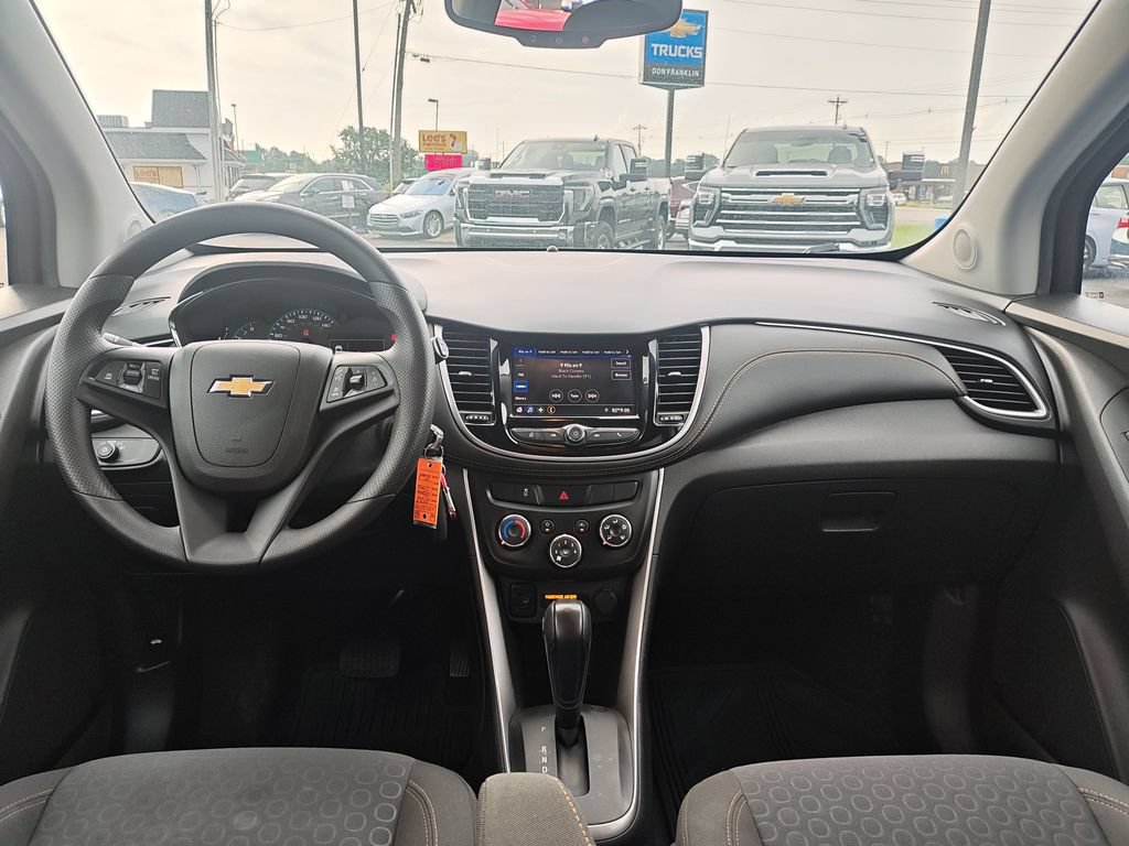 Used 2022 Chevrolet Trax LS w/ Tint and Cruise Package FWD image 15