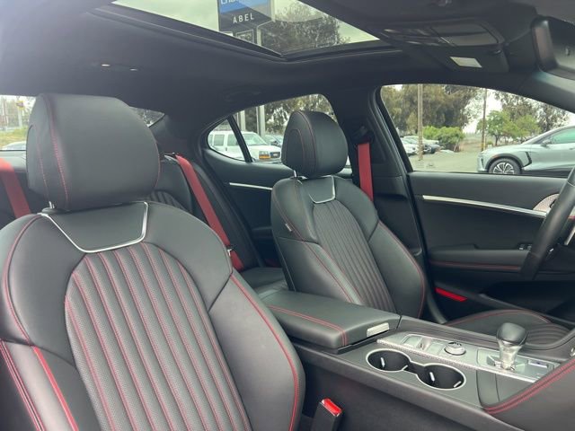 Used 2023 Genesis G70 3.3T w/ Sport Advanced Package image 30