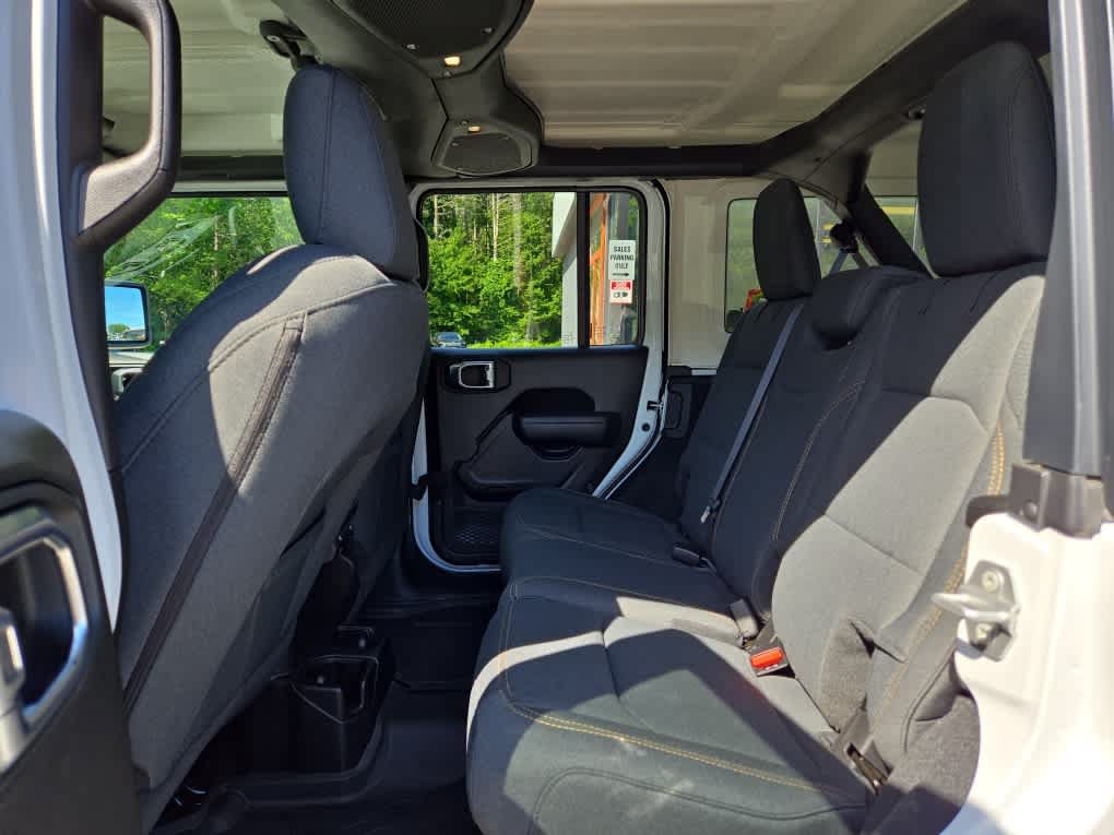 Used 2026 Jeep Wrangler Unlimited Sport AWD/4WD image 29