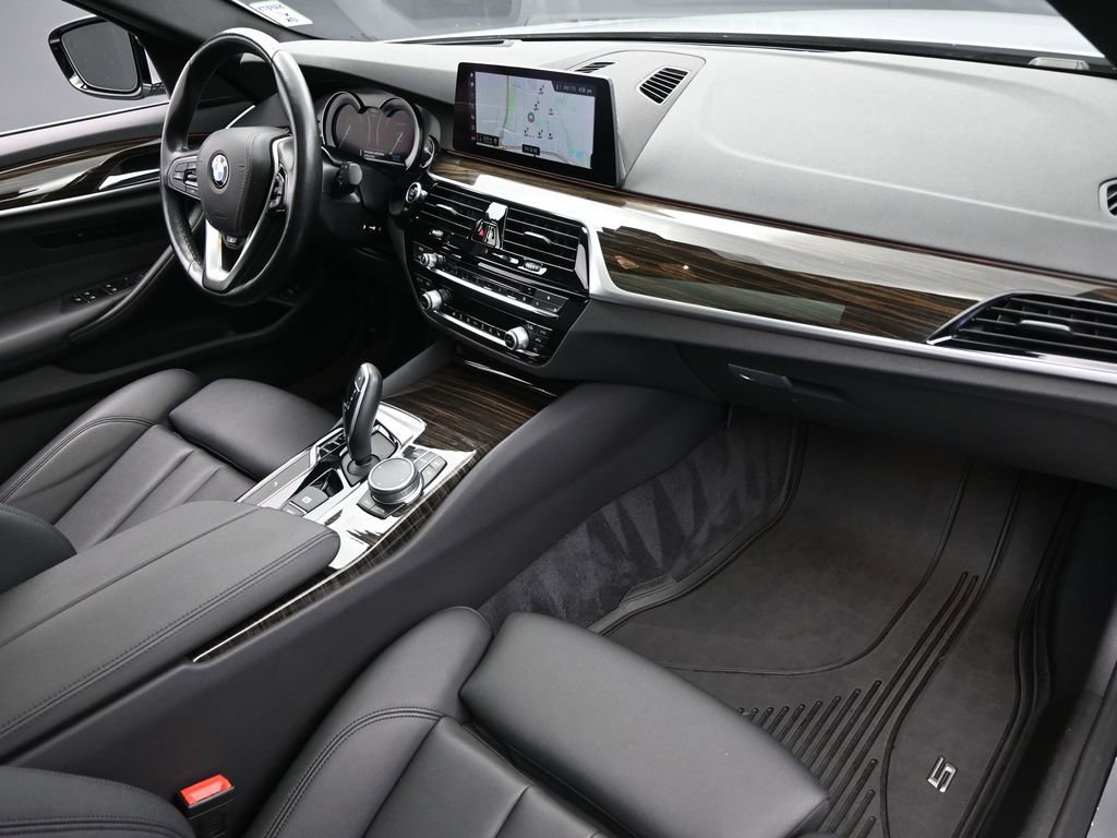 Used 2019 BMW 530i xDrive w/ Convenience Package image 32