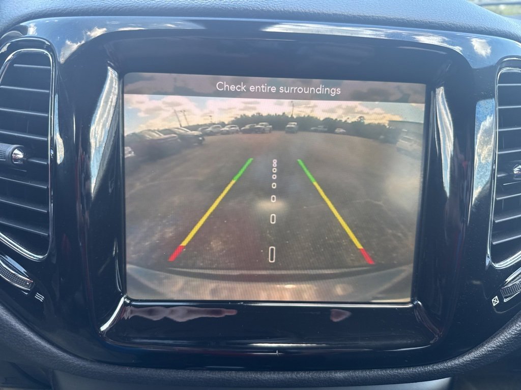 Used 2020 Jeep Compass Limited image 35