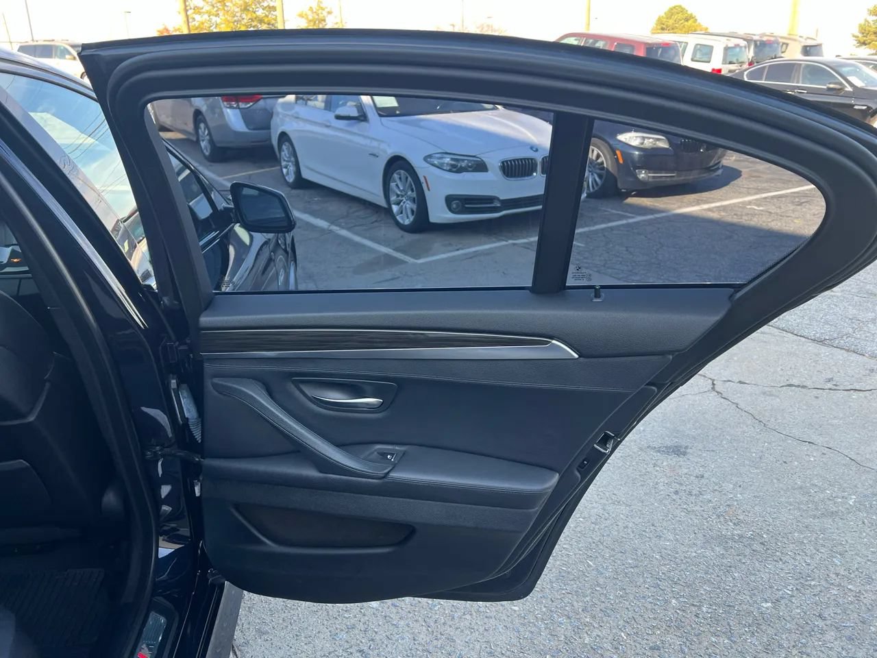 Used 2013 BMW 550i xDrive Sedan AWD/4WD image 28