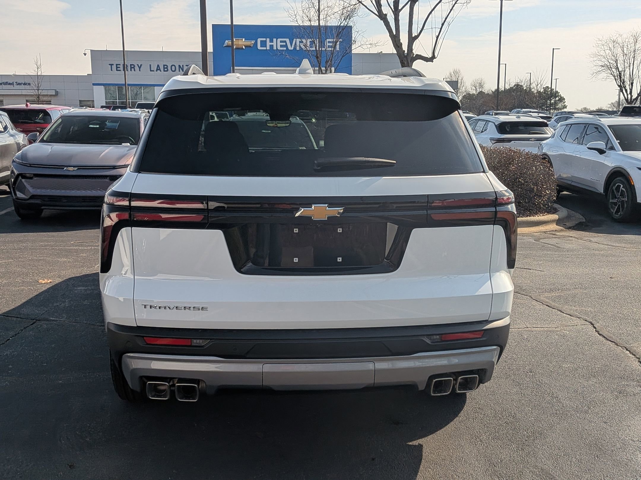 New 2026 Chevrolet Traverse LT w/ Driver Confidence Package FWD image 7