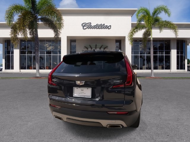 Certified 2023 Cadillac XT4 Premium Luxury w/ Technology Package FWD image 12