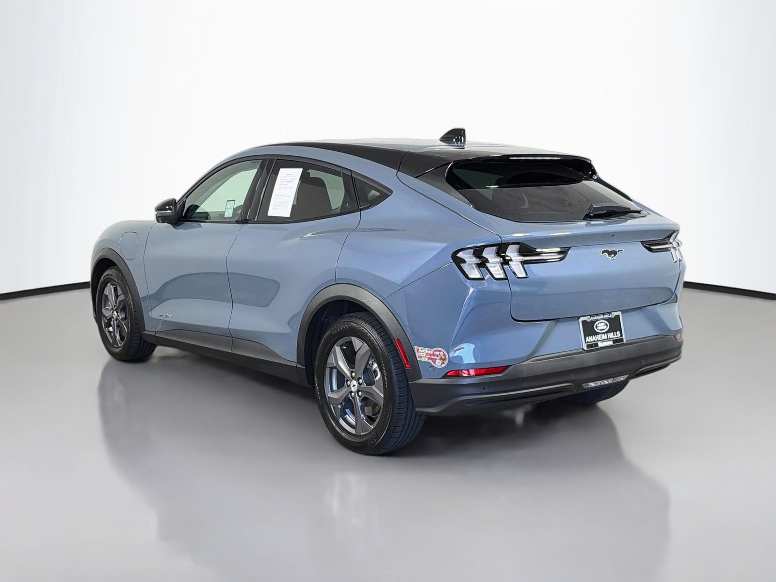 Used 2023 Ford Mustang Mach-E Select RWD image 3