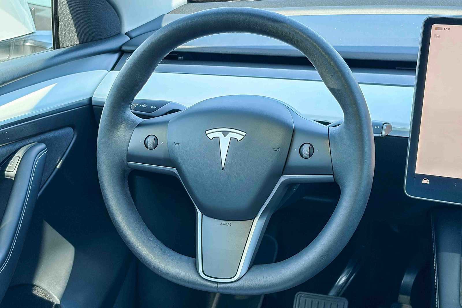 Used 2023 Tesla Model Y Long Range image 14