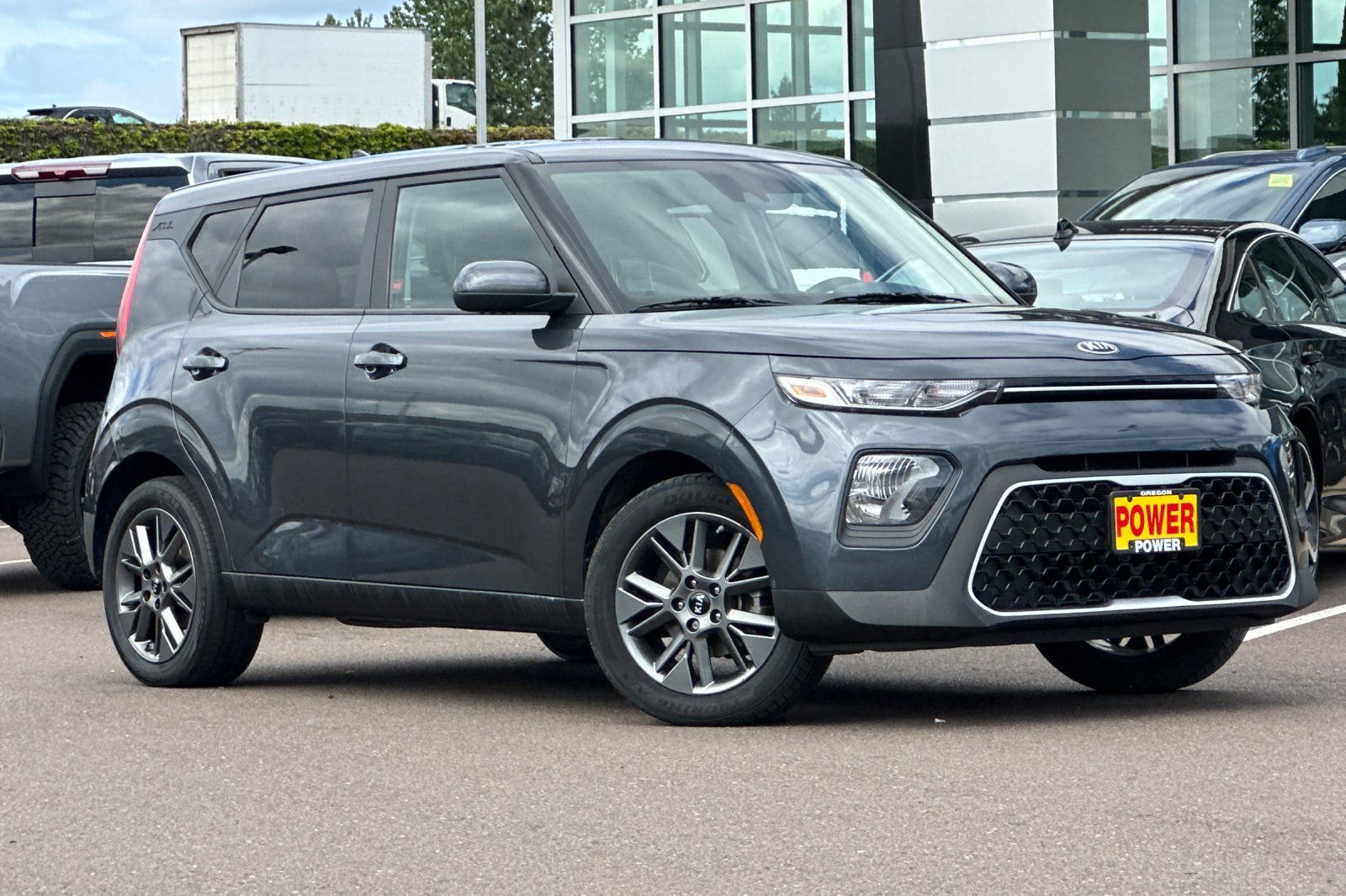 Used 2021 Kia Soul S FWD image 2