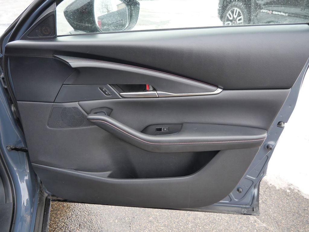 Used 2024 MAZDA CX-30 AWD 2.5 S w/ Preferred Package image 13