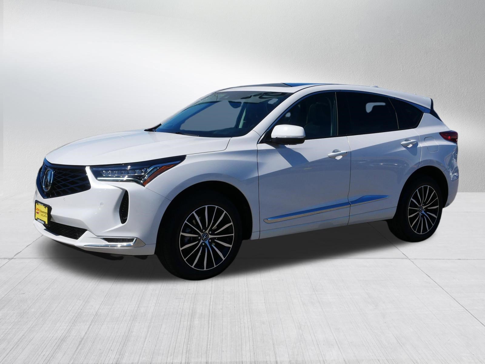 Used 2025 Acura RDX SH-AWD w/ Advance Package image 3