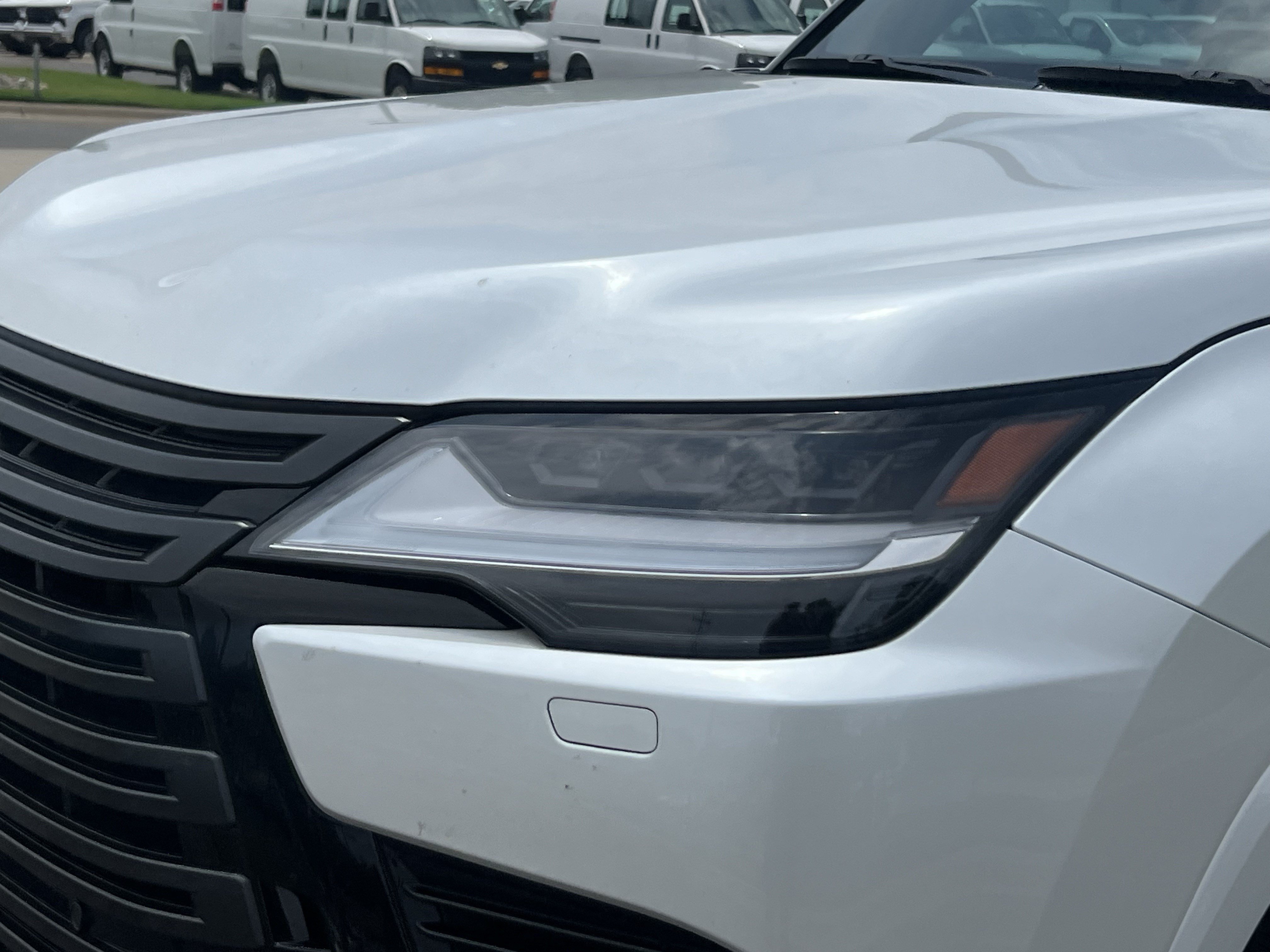 Used 2025 Lexus LX 700h Luxury w/ Appearance Package AWD/4WD image 12