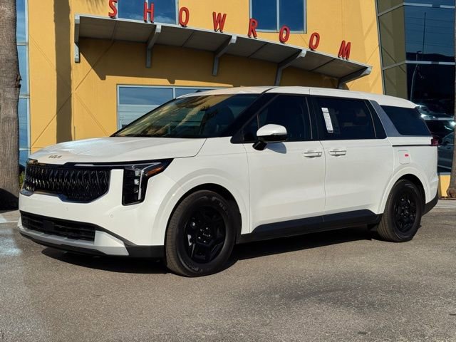 New 2026 Kia Carnival image 2