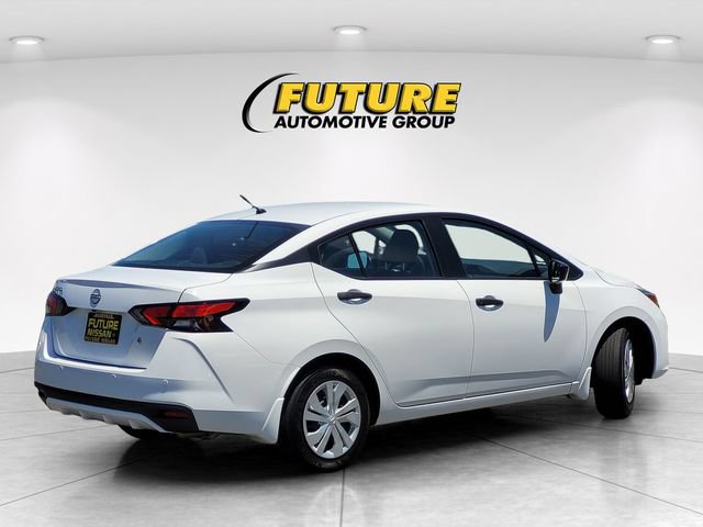 Used 2024 Nissan Versa S w/ Trunk Package FWD image 4
