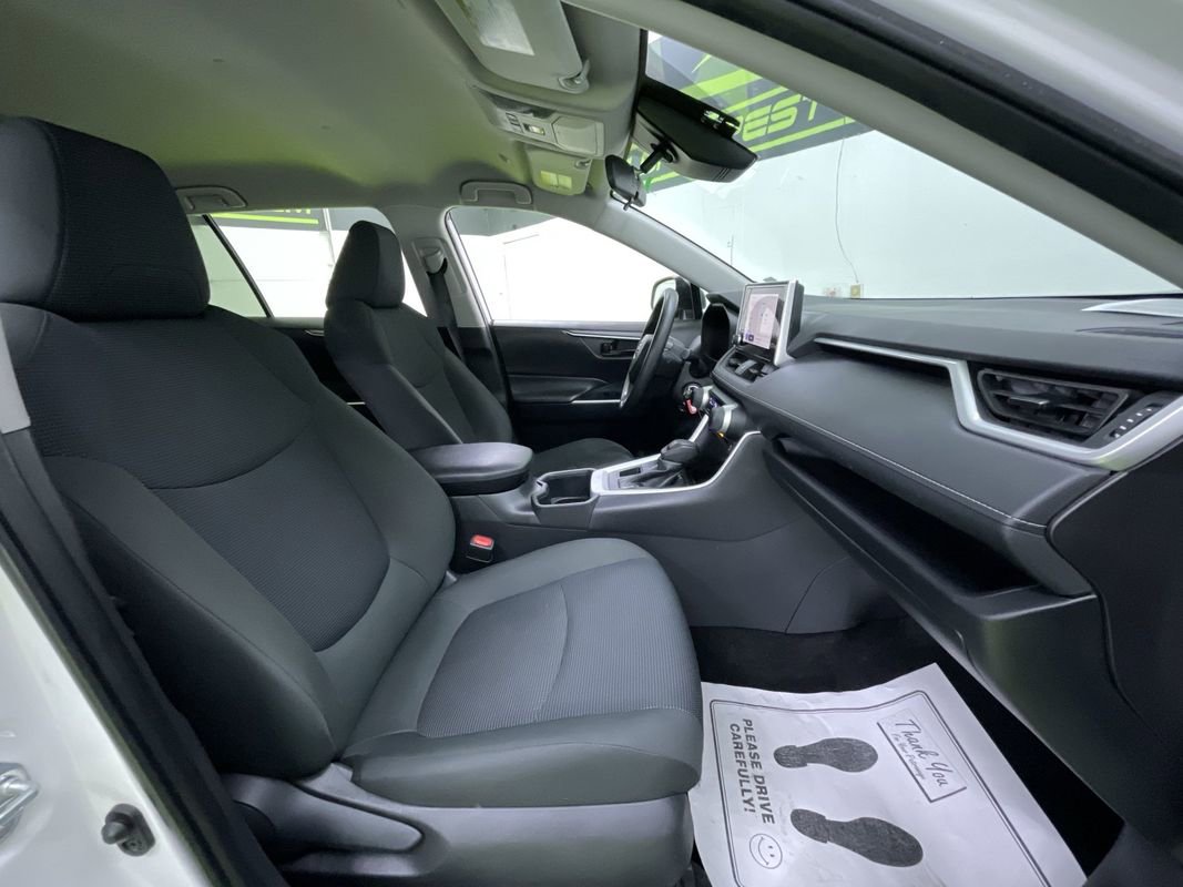 Used 2024 Toyota RAV4 LE image 28