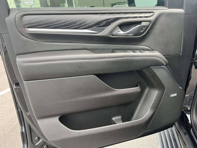 Used 2021 GMC Yukon Denali w/ Denali Premium Package AWD/4WD image 17