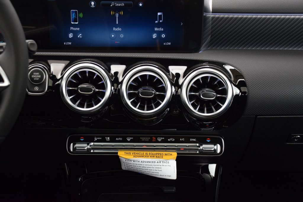 New 2025 Mercedes-Benz CLA 250 4MATIC image 15