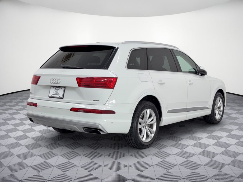 Used 2019 Audi Q7 3.0T Premium Plus AWD/4WD image 9