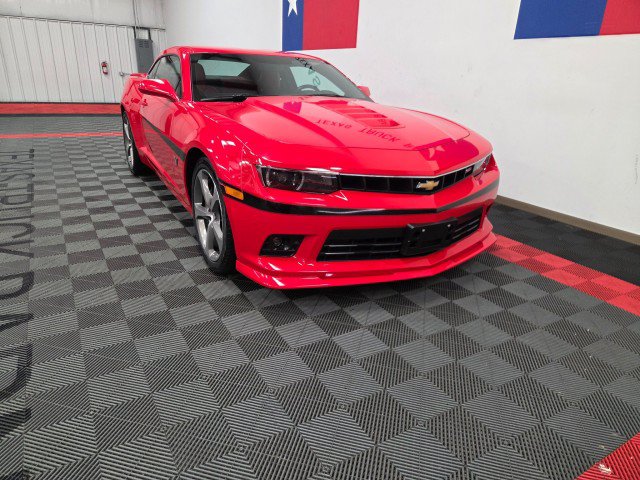Used 2015 Chevrolet Camaro SS w/ Commemorative Special Edition RWD image 15