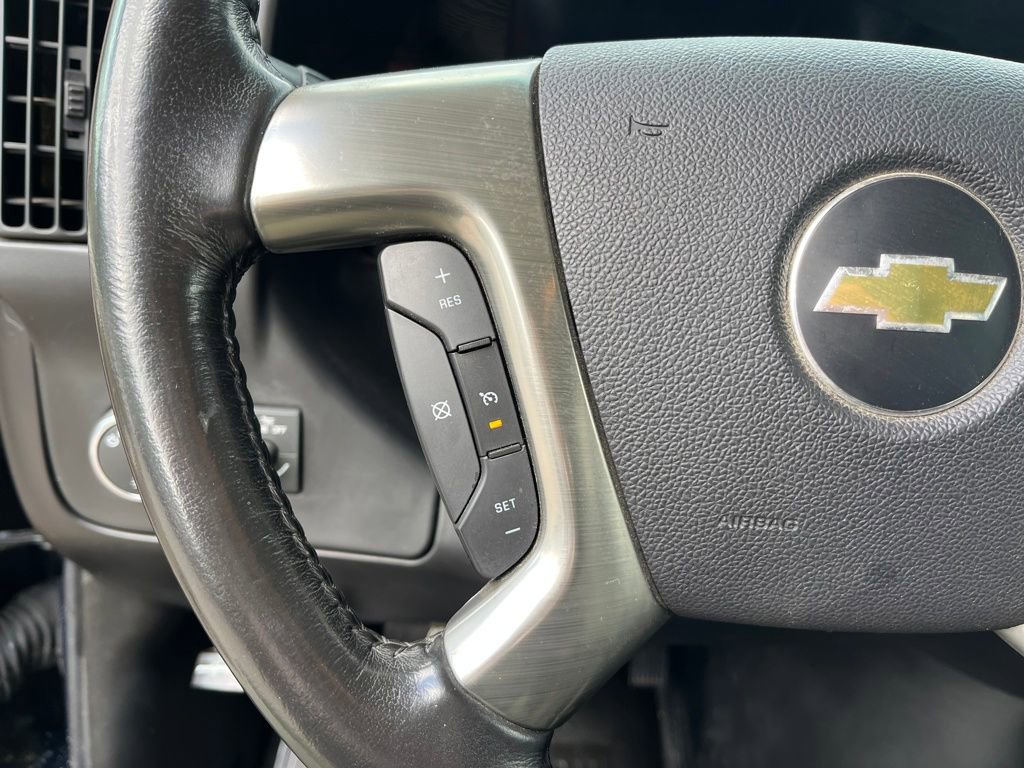 Used 2014 Chevrolet Express 2500 LT w/ LT Preferred Equipment Group RWD image 15