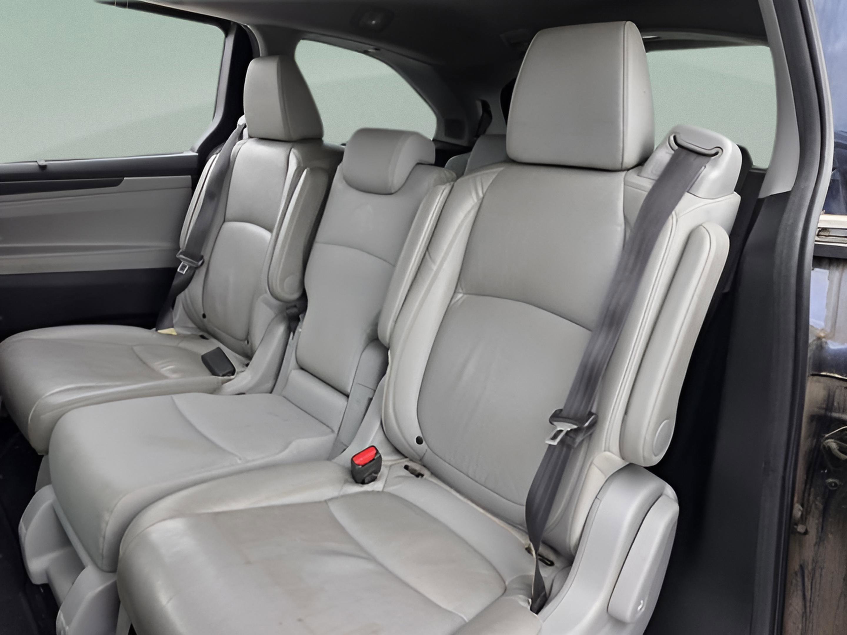 Used 2022 Volvo XC90 T6 Momentum w/ Climate Package image 30