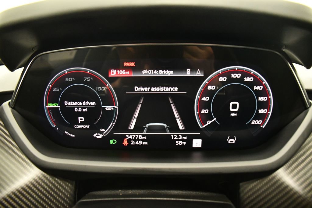 Used 2022 Audi e-tron GT Prestige image 11