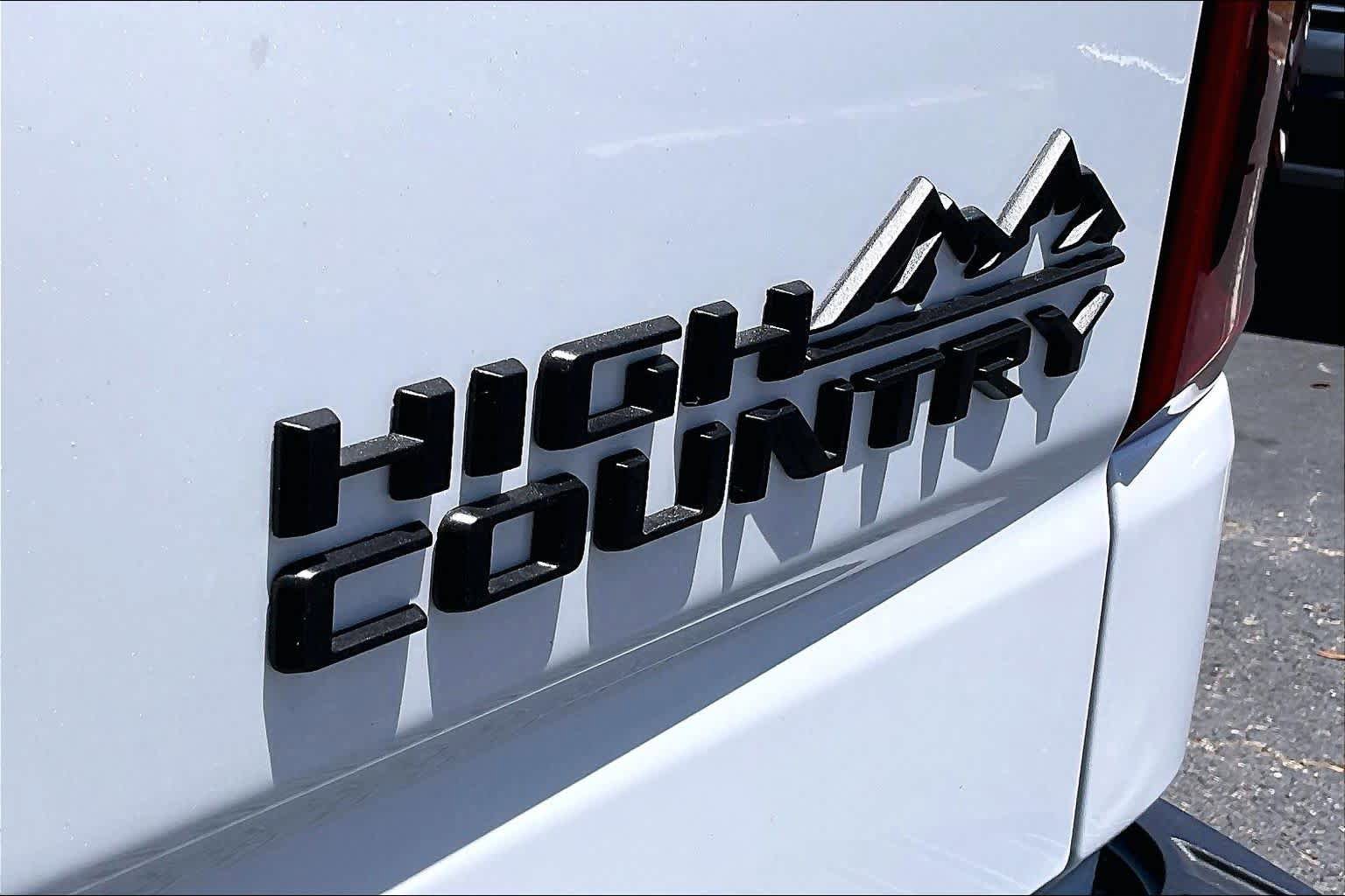 Used 2026 Chevrolet Silverado 1500 High Country image 9