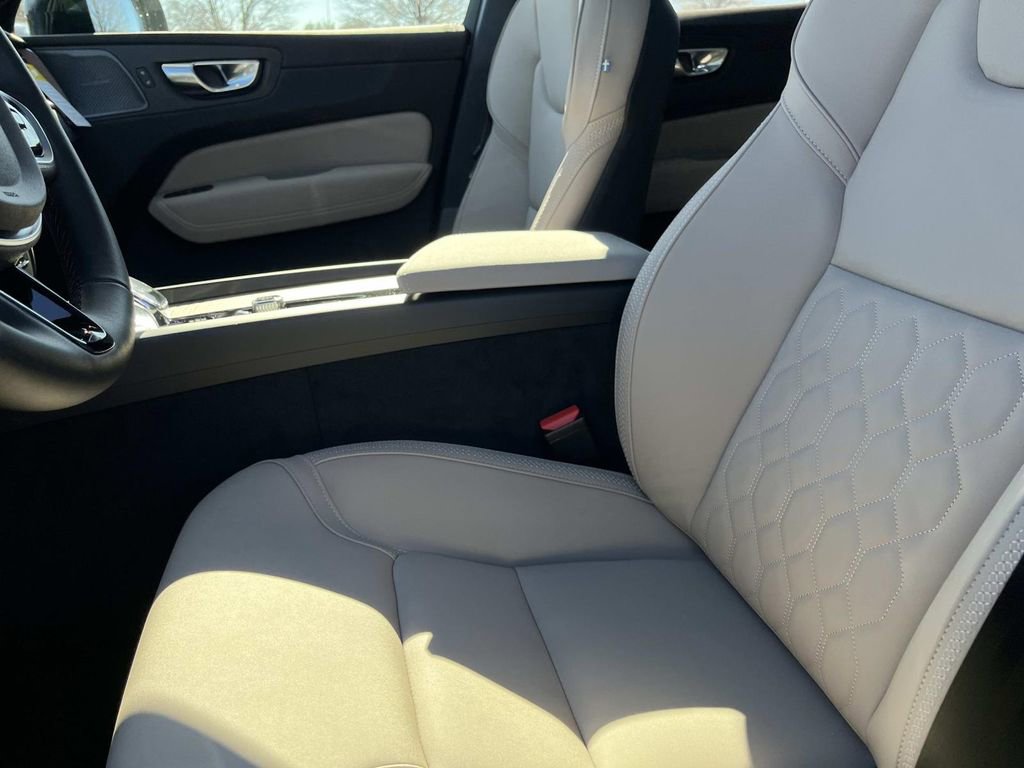 New 2026 Volvo XC60 B5 Plus w/ Climate Package image 24