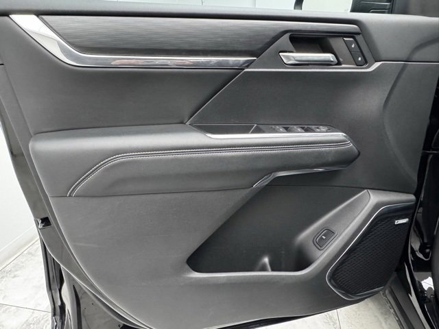 Used 2024 GMC Acadia Elevation image 33