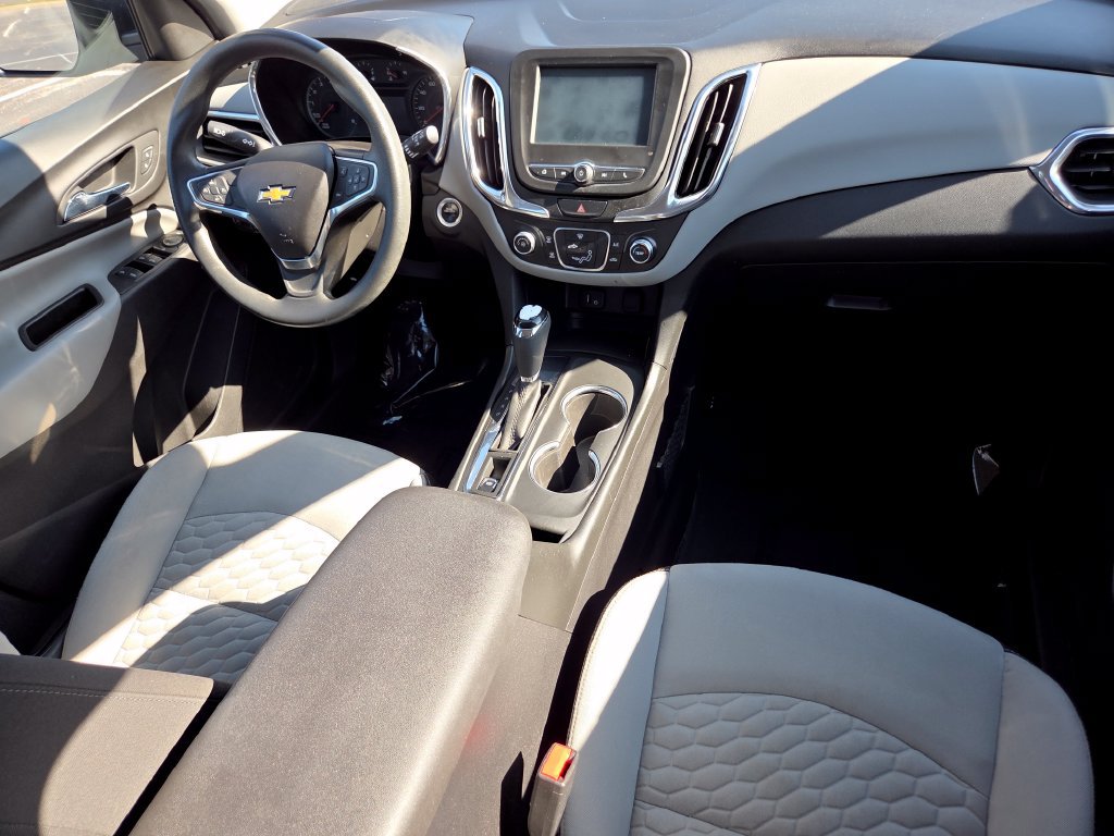 Used 2018 Chevrolet Equinox LS FWD image 23