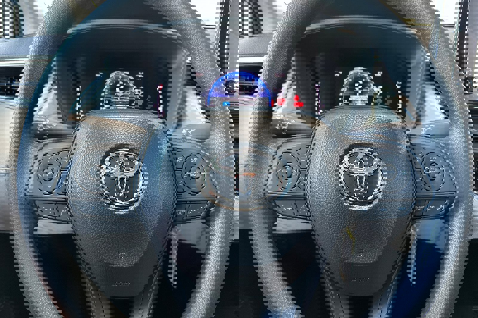 New 2026 Toyota Corolla Cross L image 25