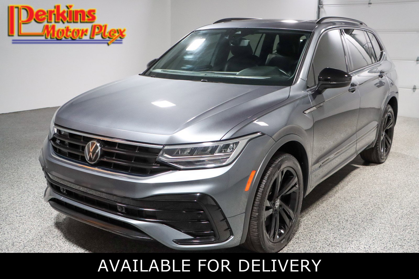 Used 2023 Volkswagen Tiguan SE R-Line