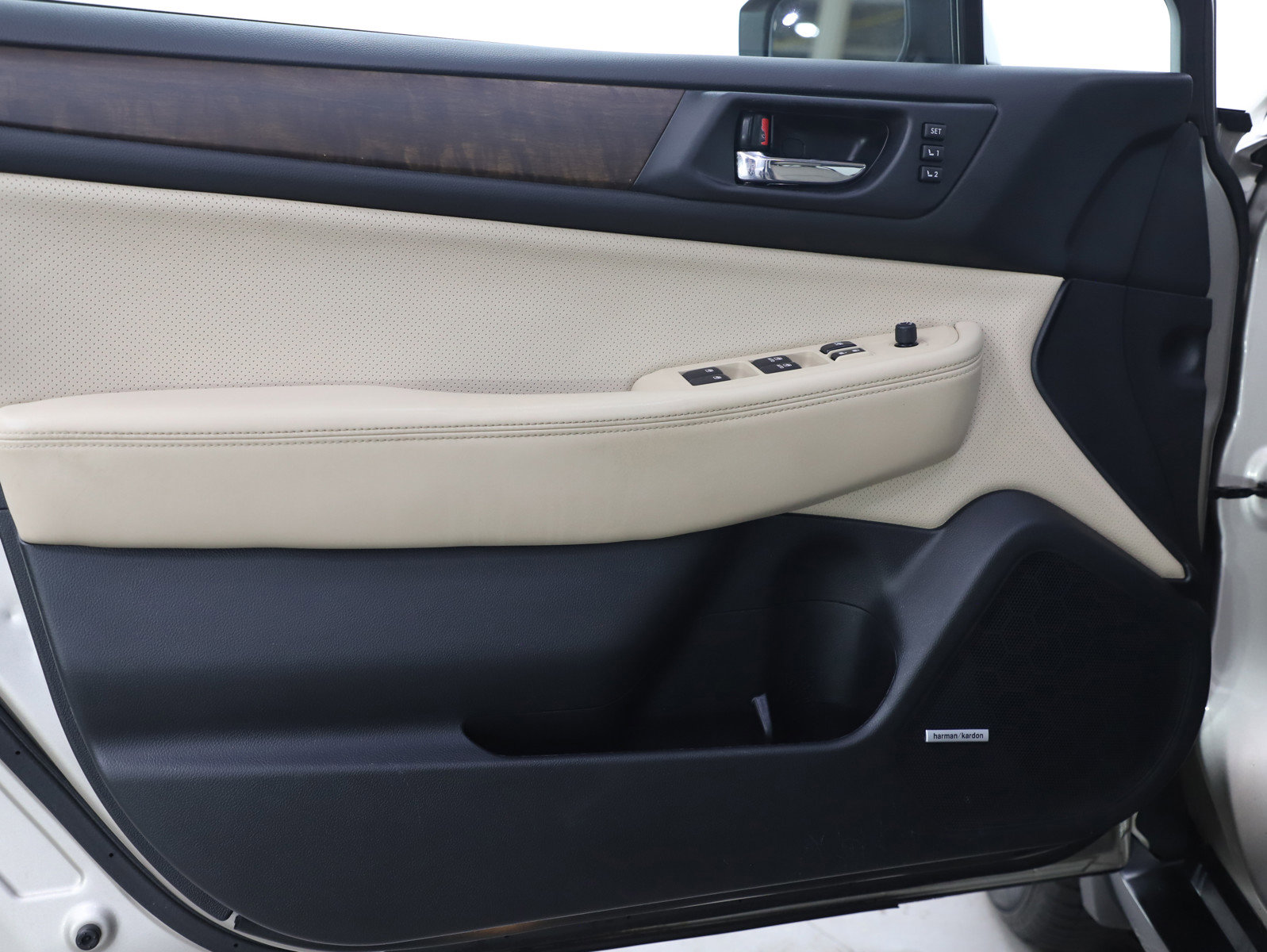 Used 2015 Subaru Outback 2.5i Limited image 20