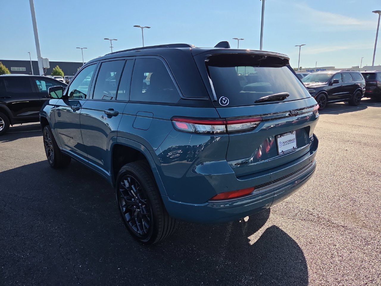 New 2027 Jeep Grand Cherokee Summit AWD/4WD image 31