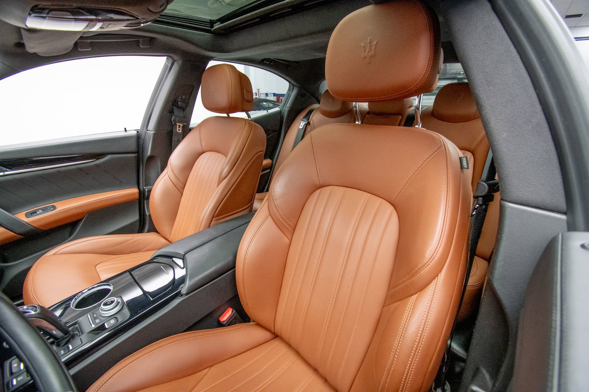 Used 2022 Maserati Ghibli Modena Q4 image 12