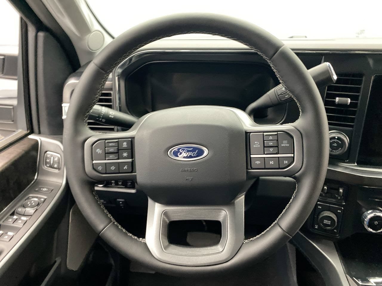 New 2026 Ford F350 Lariat w/ Lariat Ultimate Package AWD/4WD image 16