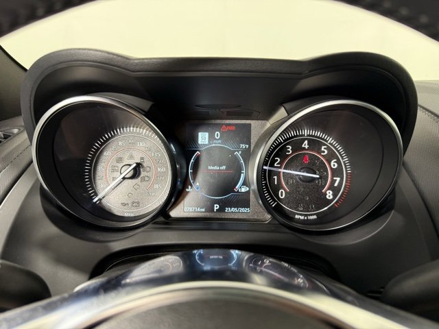 Used 2019 Jaguar F-TYPE Coupe image 11