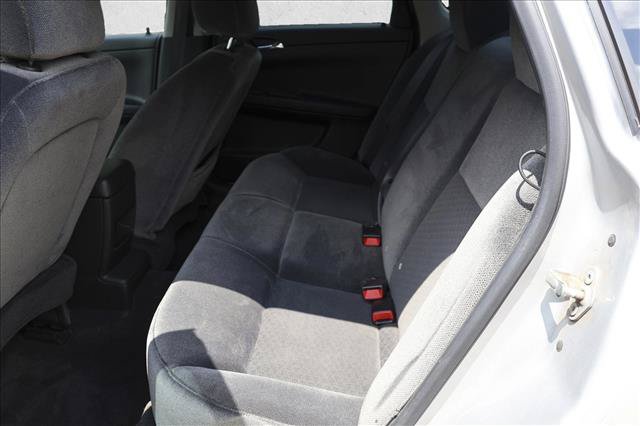 Used 2014 Chevrolet Impala Limited LS FWD image 20
