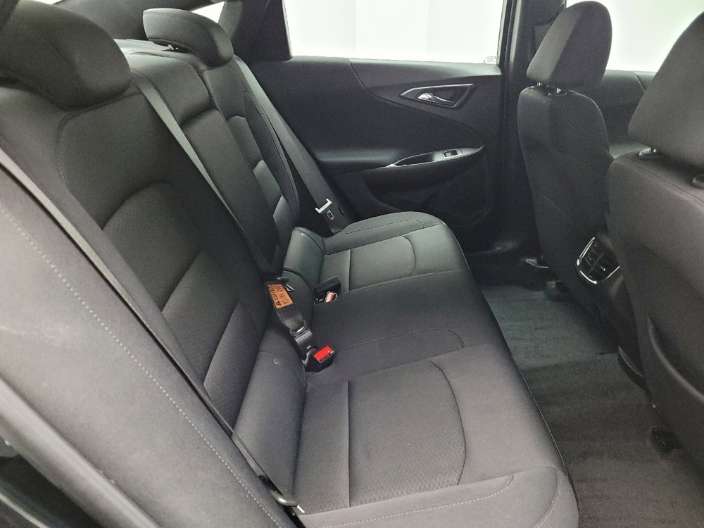 Used 2025 Chevrolet Malibu LT image 19