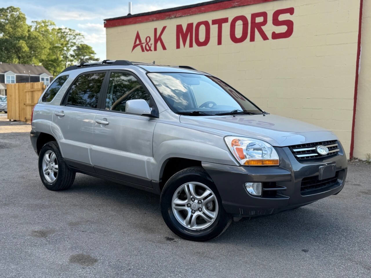 Used 2008 Kia Sportage EX w/ Leather Pkg image 1