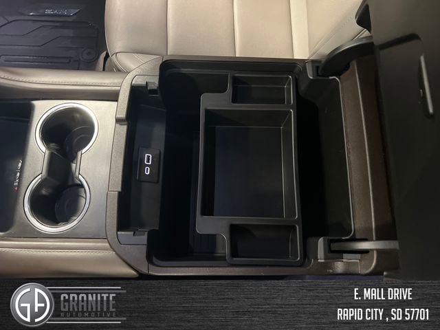 Used 2023 GMC Yukon SLT AWD/4WD image 24