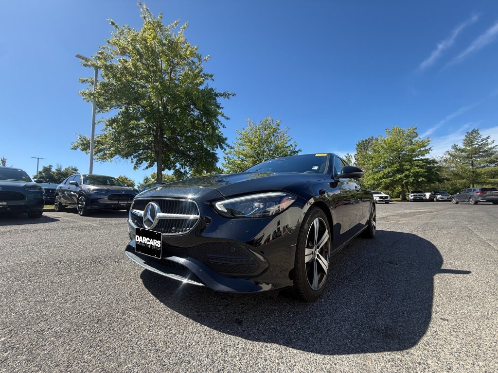 Used 2025 Mercedes-Benz C 300 4MATIC Sedan image 32