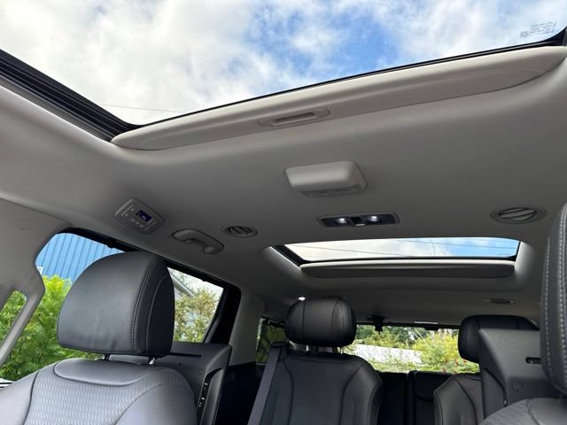 Used 2026 Kia Carnival SX Prestige FWD image 17