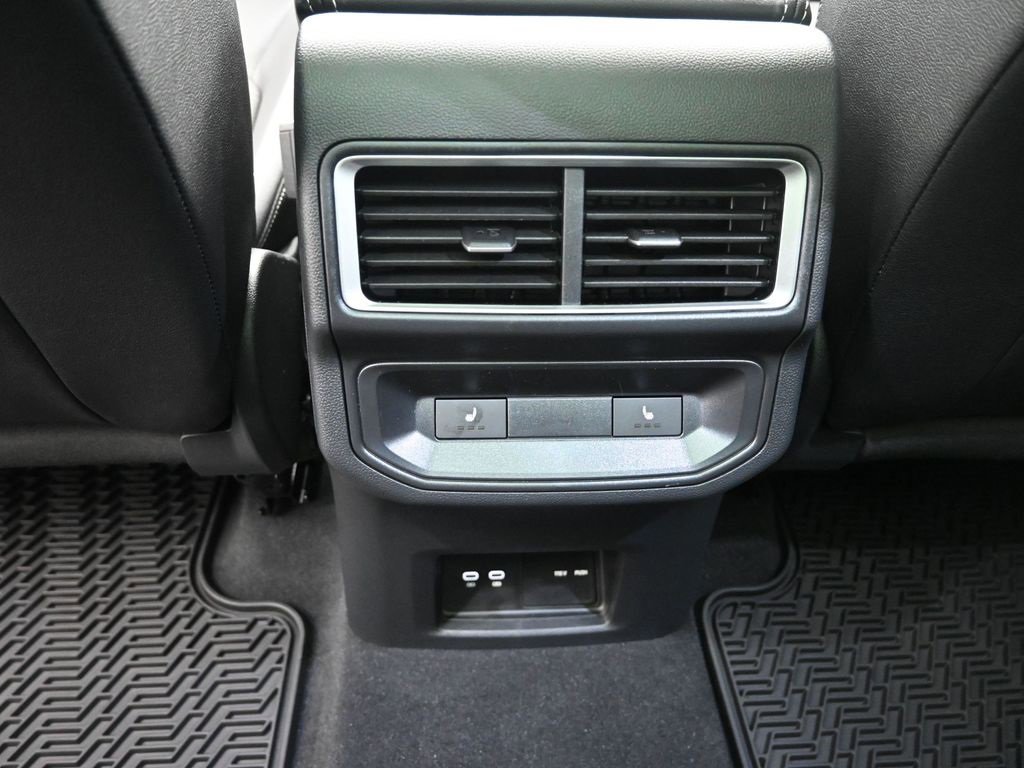 New 2026 Volkswagen Atlas Cross Sport SEL image 22