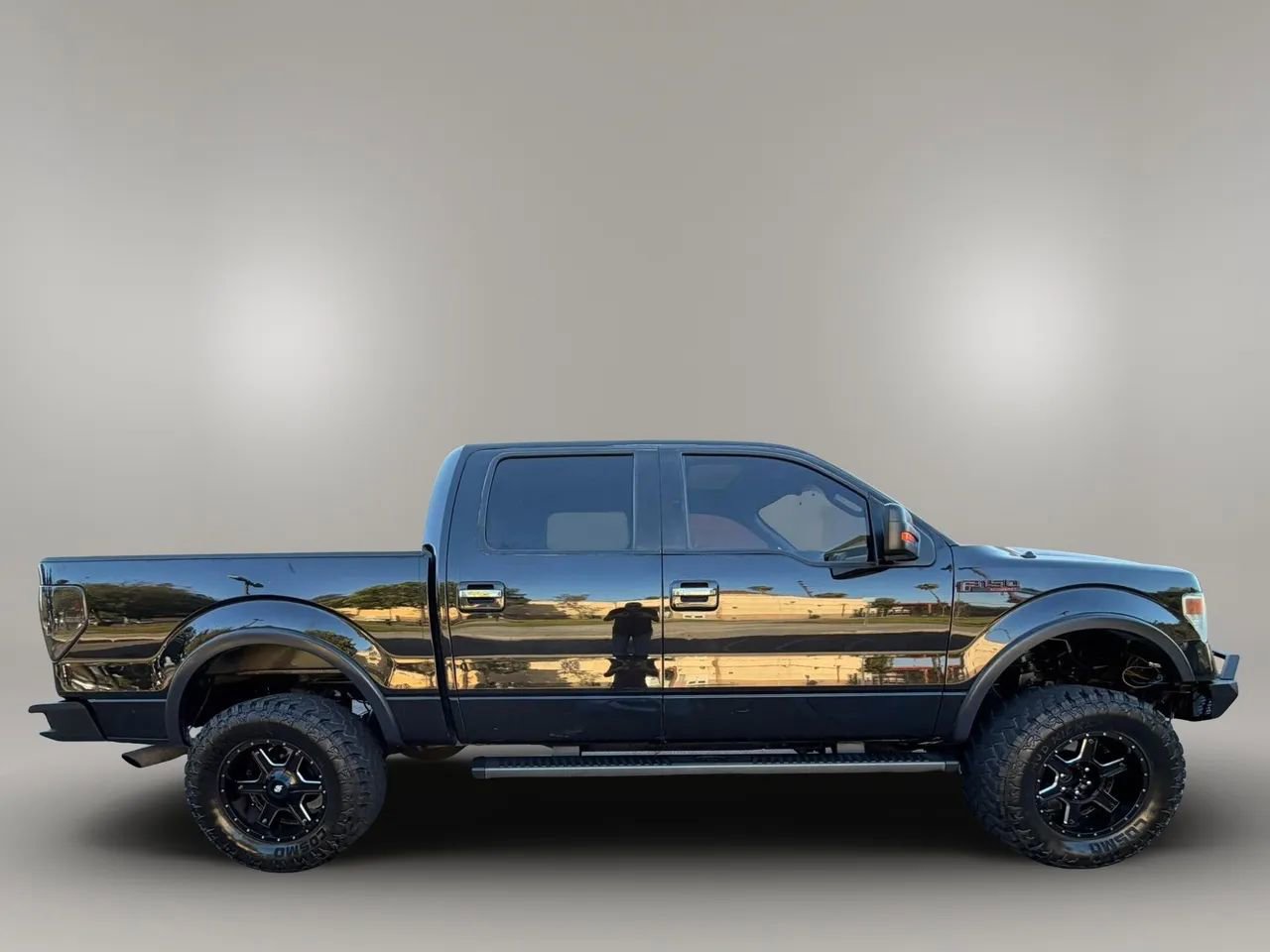 Used 2013 Ford F150 Lariat w/ Luxury Equipment Group AWD/4WD image 16