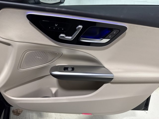 Used 2023 Mercedes-Benz C 300 4MATIC Sedan image 32
