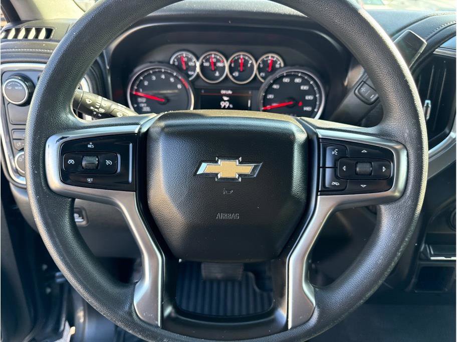 Used 2020 Chevrolet Silverado 1500 LT image 8